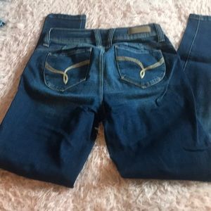 YMI Wanna Betta Butt Jeans. Size 5.